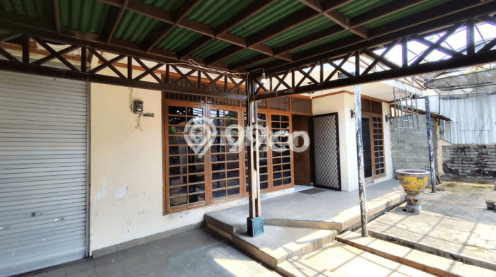 Rumah Modern Minimalis 4 Kamar Bisa Langsung Pindah di Laweyan Rumah Modern Minimalis 4 Kamar Bisa Langsung Pindah di Laweyan
