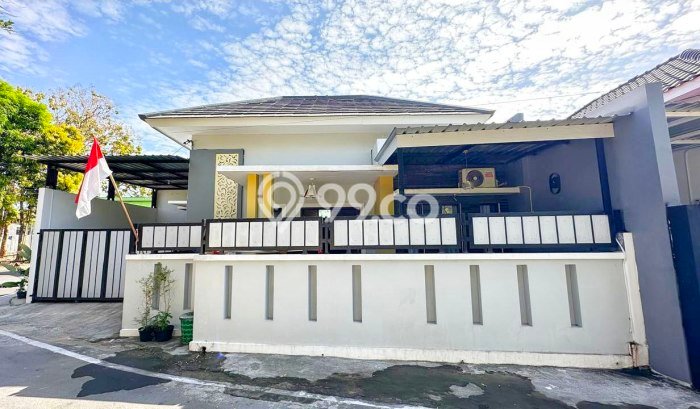 Dijual Cepat Rumah Favorit Siap Huni LB 70m2 di Colomadu, Karanganyar Dijual Cepat Rumah Favorit Siap Huni LB 70m2 di Colomadu, Karanganyar