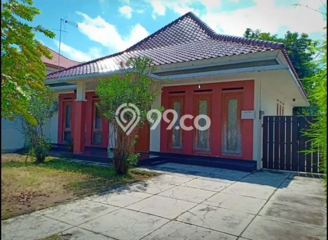Rumah Eksklusif Dijual LT 743m2 di Banjarsari, Surakarta Rumah Eksklusif Dijual LT 743m2 di Banjarsari, Surakarta