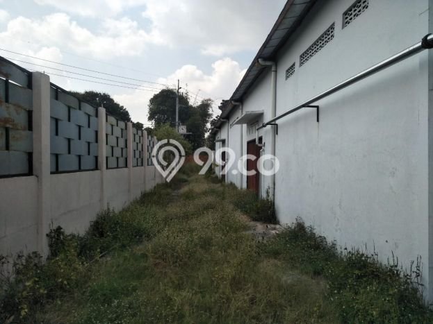 Unit Gudang Dijual di Klaten Selatan Klaten Luas Tanah 2083m2, Luas Bangunan 900m2 Unit Gudang Dijual di Klaten Selatan Klaten Luas Tanah 2083m2, Luas Bangunan 900m2