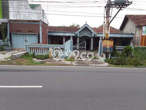 Gudang Bagus LT 1270m2 LB 300m2 Dijual di Masaran Sragen Gudang Bagus LT 1270m2 LB 300m2 Dijual di Masaran Sragen