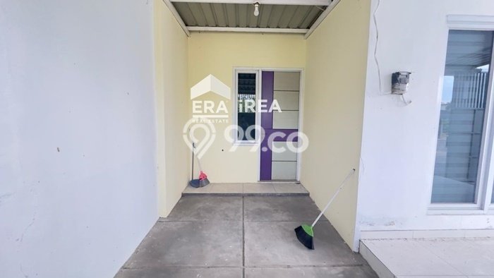 Rumah Cantik Siap Huni Di Grogol Luas 100m2 Aman Rumah Cantik Siap Huni Di Grogol Luas 100m2 Aman