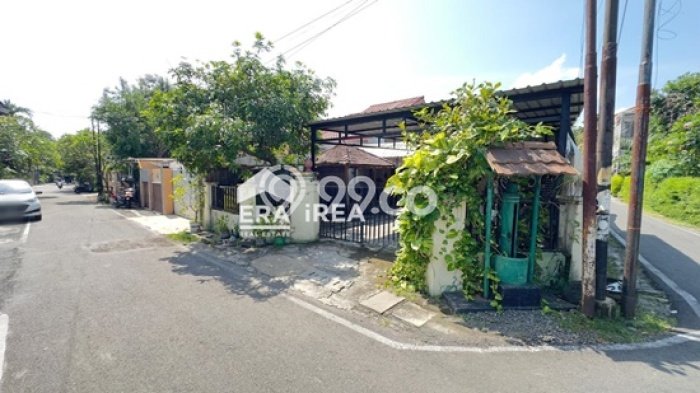 Rumah Strategis Modern Lb 150m2 di Banjarsari, Surakarta Rumah Strategis Modern Lb 150m2 di Banjarsari, Surakarta