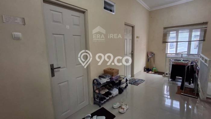 Dijual Kost di Kawasan Gondokusuman, Yogyakarta, Spesifikasi 8 KT, 5 KM, 250m2 Dijual Kost di Kawasan Gondokusuman, Yogyakarta, Spesifikasi 8 KT, 5 KM, 250m2
