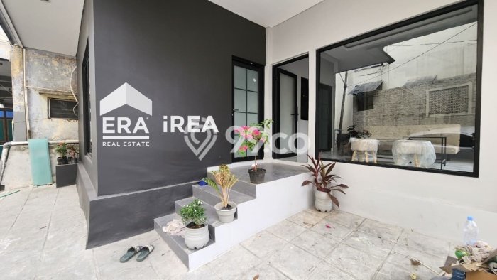 Rumah Kost Dijual Lokasi Sleman, Sleman, 16 Kamar Tidur, 16 Kamar Mandi, 280m2 Rumah Kost Dijual Lokasi Sleman, Sleman, 16 Kamar Tidur, 16 Kamar Mandi, 280m2