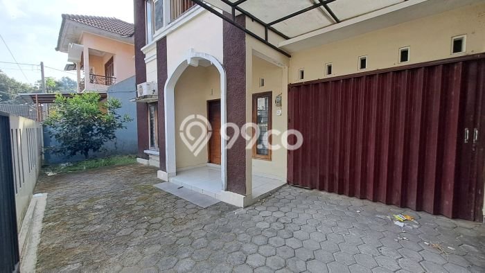 Rumah di Depok, 4 KT, View Kota, LT 150m2m² Bangunan 200m2m² Rumah di Depok, 4 KT, View Kota, LT 150m2m² Bangunan 200m2m²