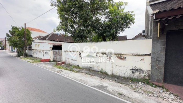 Tanah di Pasar Kliwon, Surakarta Luas 719m2 Dijual Segera Tanah di Pasar Kliwon, Surakarta Luas 719m2 Dijual Segera