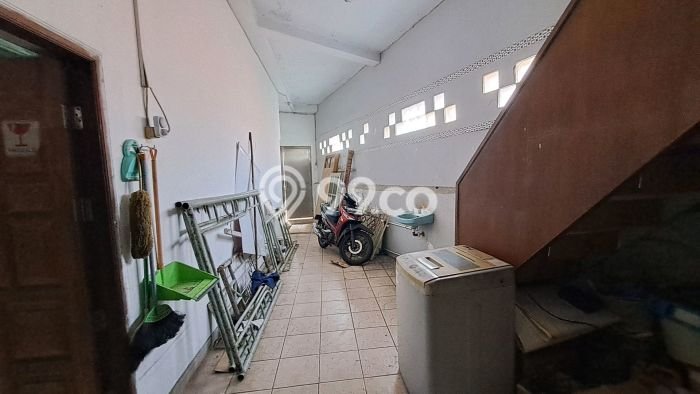 Unit Ruko Dijual di Mantrijeron Yogyakarta Luas Tanah 390m2, Luas Bangunan 640m2 Unit Ruko Dijual di Mantrijeron Yogyakarta Luas Tanah 390m2, Luas Bangunan 640m2
