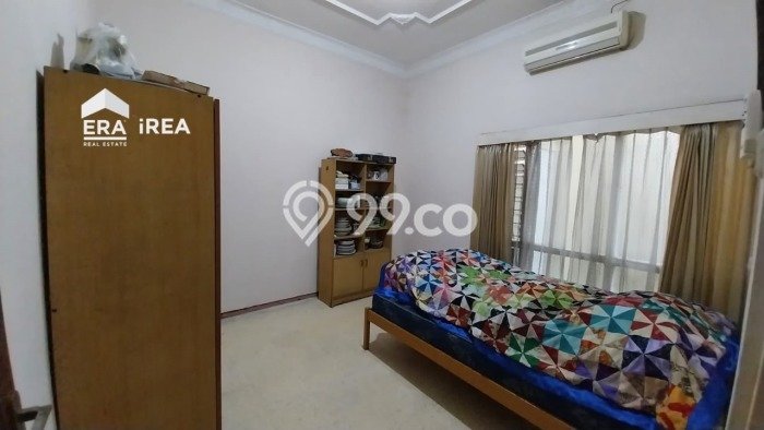 Rumah Menguntungkan di Umbulharjo, Dekat Kawasan Komersial, Yogyakarta - 8 Kamar Tidur Rumah Menguntungkan di Umbulharjo, Dekat Kawasan Komersial, Yogyakarta - 8 Kamar Tidur