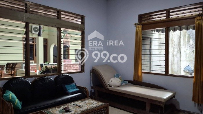 HARGA SPECIAL! Rumah Asri area Depok, Sleman, Luas 495m2m² LB 300m2m² Bisa Nego! HARGA SPECIAL! Rumah Asri area Depok, Sleman, Luas 495m2m² LB 300m2m² Bisa Nego!