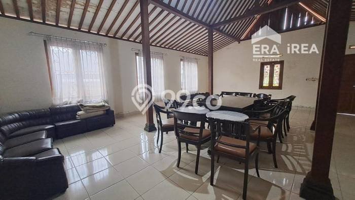 Rumah di Ngaglik, Siap Huni, 2 KM, Akses Ngaglik, Sleman, Sleman, LT 410m2m² LB 400m2m² Rumah di Ngaglik, Siap Huni, 2 KM, Akses Ngaglik, Sleman, Sleman, LT 410m2m² LB 400m2m²