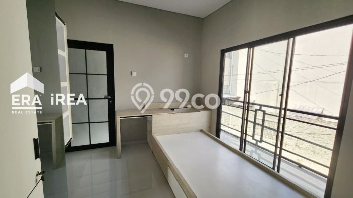 Rumah Kost Dijual Lokasi Sleman, Sleman, 16 Kamar Tidur, 16 Kamar Mandi, 280m2 Rumah Kost Dijual Lokasi Sleman, Sleman, 16 Kamar Tidur, 16 Kamar Mandi, 280m2