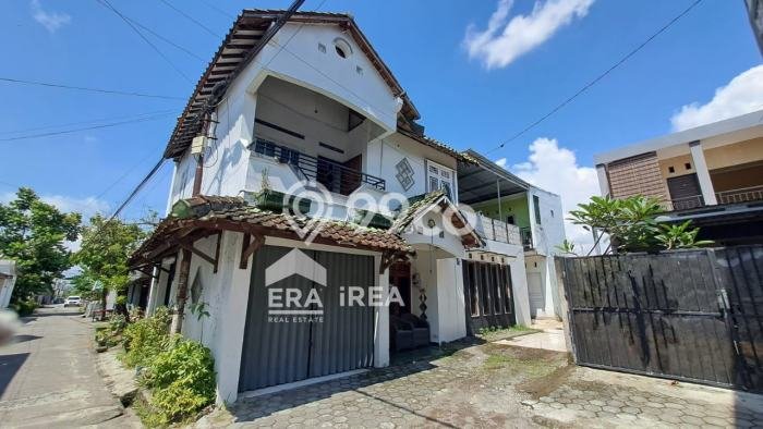 Kost Dijual Lokasi Depok, Sleman, 12 KT, 6 KM, 200m2 Kost Dijual Lokasi Depok, Sleman, 12 KT, 6 KM, 200m2