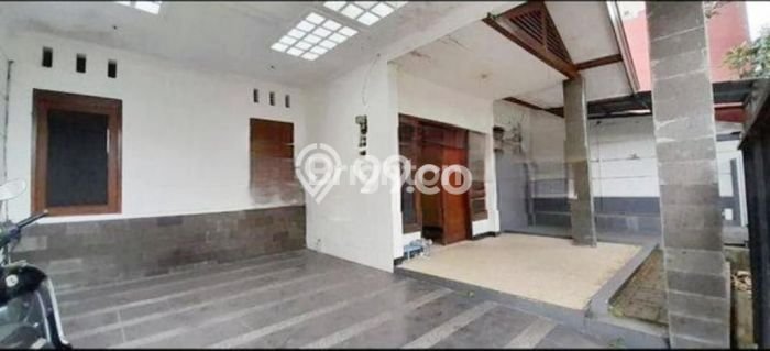 SPECIAL LISTING! Rumah di Araya, 3 KT, Dekat Pusat Kota, Luas 171m2m² LB 200m2m² SPECIAL LISTING! Rumah di Araya, 3 KT, Dekat Pusat Kota, Luas 171m2m² LB 200m2m²