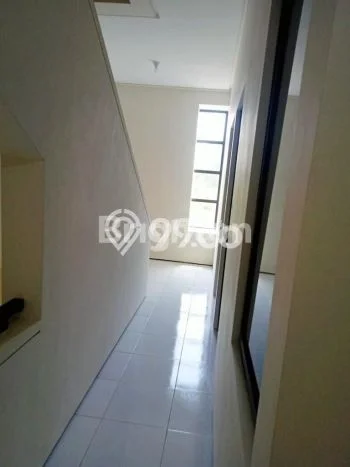 AREA KOMERSIAL! Ruko di Araya, Luas 127m2m², Lokasi Strategis AREA KOMERSIAL! Ruko di Araya, Luas 127m2m², Lokasi Strategis