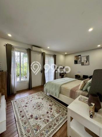 Rumah Mewah Siap Huni LT 234m2 di Cinere, Depok Rumah Mewah Siap Huni LT 234m2 di Cinere, Depok