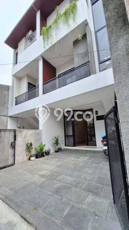 DIJUAL CEPAT! Rumah Tebet, Jakarta Selatan, LT 62m² Bangunan 270m² DIJUAL CEPAT! Rumah Tebet, Jakarta Selatan, LT 62m² Bangunan 270m²