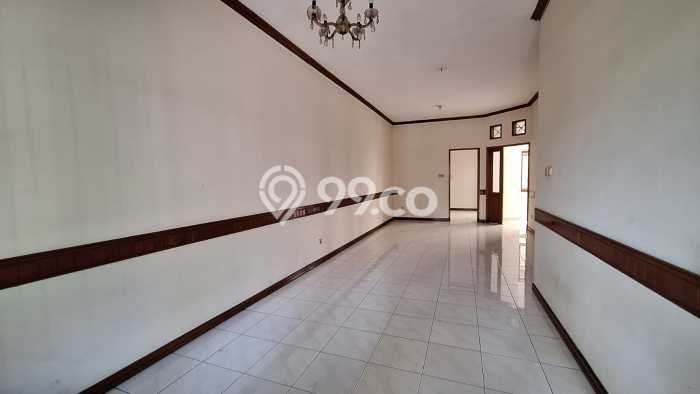 Bisa KPR! Rumah Asri area Sukmajaya, Luas 126m² LB 110m² Bisa KPR! Rumah Asri area Sukmajaya, Luas 126m² LB 110m²
