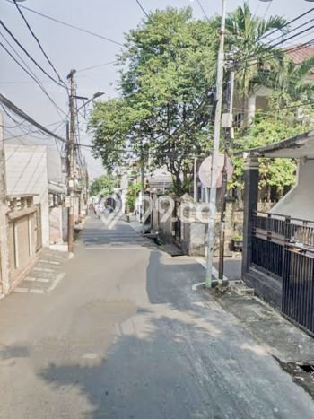 Jual Rumah Bagus Siap Huni LB 112m2 di Tebet, Jakarta Selatan Jual Rumah Bagus Siap Huni LB 112m2 di Tebet, Jakarta Selatan