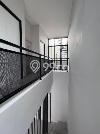 DIJUAL CEPAT! Rumah Tebet, Jakarta Selatan, LT 62m² Bangunan 270m² DIJUAL CEPAT! Rumah Tebet, Jakarta Selatan, LT 62m² Bangunan 270m²
