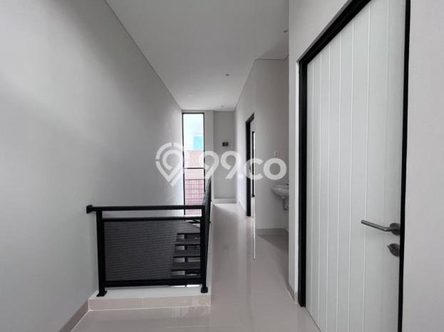 DIJUAL CEPAT! Rumah Tebet, Jakarta Selatan, LT 62m² Bangunan 270m² DIJUAL CEPAT! Rumah Tebet, Jakarta Selatan, LT 62m² Bangunan 270m²