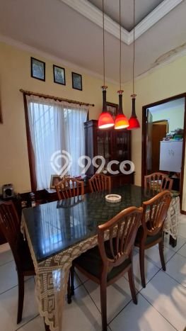 Dijual Rumah Premium dengan Fasilitas Sekitar Lengkap di Cinere, Depok Dijual Rumah Premium dengan Fasilitas Sekitar Lengkap di Cinere, Depok