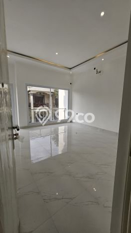For Sale Rumah 3 Kamar Lokasi Ideal Nyaman dan Strategis di Jagakarsa For Sale Rumah 3 Kamar Lokasi Ideal Nyaman dan Strategis di Jagakarsa