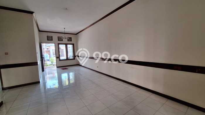 Bisa KPR! Rumah Asri area Sukmajaya, Luas 126m² LB 110m² Bisa KPR! Rumah Asri area Sukmajaya, Luas 126m² LB 110m²
