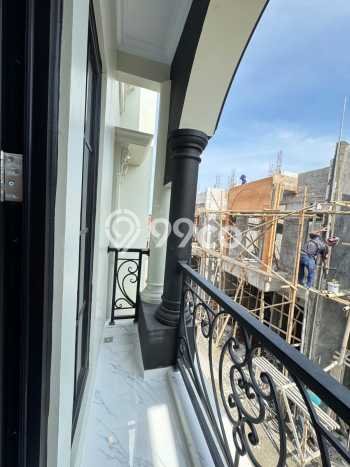 Rumah Modern Cantik 2 Kamar Bisa Langsung Pindah di Jagakarsa Rumah Modern Cantik 2 Kamar Bisa Langsung Pindah di Jagakarsa