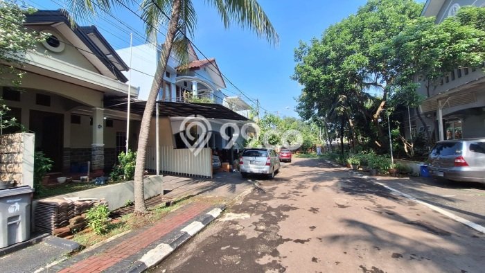 Bisa KPR! Rumah Asri area Sukmajaya, Luas 126m² LB 110m² Bisa KPR! Rumah Asri area Sukmajaya, Luas 126m² LB 110m²