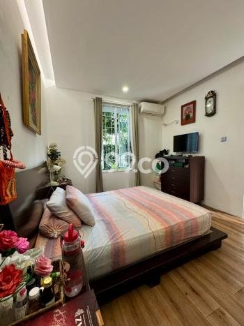 Rumah Mewah Siap Huni LT 234m2 di Cinere, Depok Rumah Mewah Siap Huni LT 234m2 di Cinere, Depok
