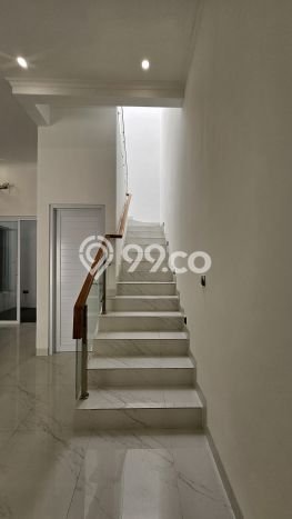 For Sale Rumah 3 Kamar Lokasi Ideal Nyaman dan Strategis di Jagakarsa For Sale Rumah 3 Kamar Lokasi Ideal Nyaman dan Strategis di Jagakarsa