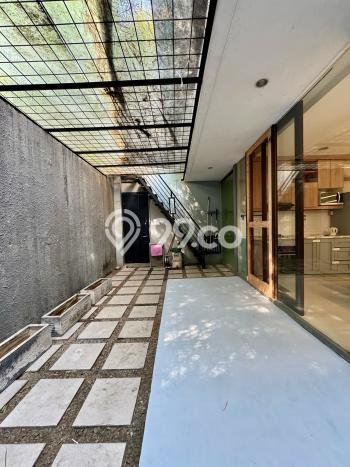 Rumah Kontrakan Jakarta Selatan LT 160m2 LB 220m2 Area Lebak Bulus Rumah Kontrakan Jakarta Selatan LT 160m2 LB 220m2 Area Lebak Bulus