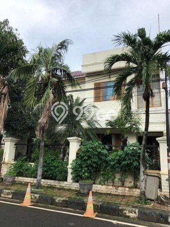 Hunian Mewah Dijual LT 537m2 di Menteng, Jakarta Pusat Hunian Mewah Dijual LT 537m2 di Menteng, Jakarta Pusat