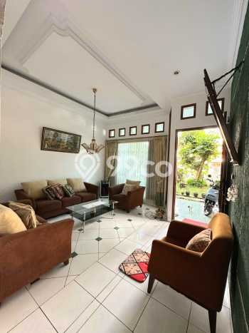 Hot Offer Hunian Mewah Ideal dan Luas di Ciracas, Jakarta Timur Hot Offer Hunian Mewah Ideal dan Luas di Ciracas, Jakarta Timur
