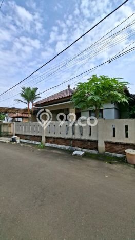 Dijual Rumah Premium dengan Fasilitas Sekitar Lengkap di Cinere, Depok Dijual Rumah Premium dengan Fasilitas Sekitar Lengkap di Cinere, Depok
