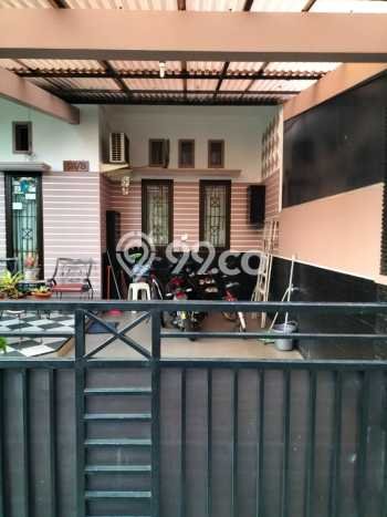 Rumah Luas Asri 5 KT Siap Pakai di Sukmajaya Depok Rumah Luas Asri 5 KT Siap Pakai di Sukmajaya Depok