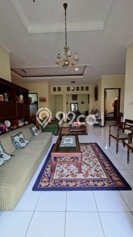 Dijual Rumah Premium dengan Fasilitas Sekitar Lengkap di Cinere, Depok Dijual Rumah Premium dengan Fasilitas Sekitar Lengkap di Cinere, Depok