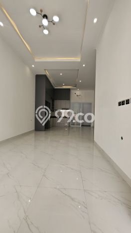 For Sale Rumah 3 Kamar Lokasi Ideal Nyaman dan Strategis di Jagakarsa For Sale Rumah 3 Kamar Lokasi Ideal Nyaman dan Strategis di Jagakarsa