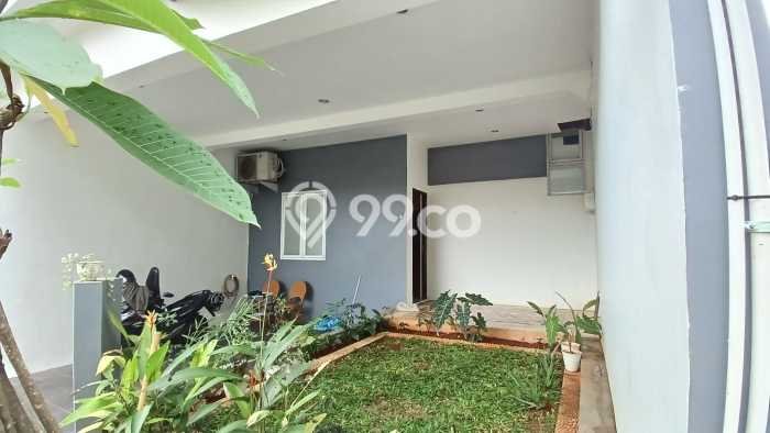 Lokasi terbaik! Rumah siap huni dikontrakkan di Cinere LB 250m2 Lokasi terbaik! Rumah siap huni dikontrakkan di Cinere LB 250m2