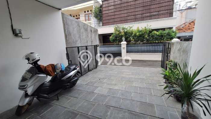 DIJUAL CEPAT! Rumah Tebet, Jakarta Selatan, LT 62m² Bangunan 270m² DIJUAL CEPAT! Rumah Tebet, Jakarta Selatan, LT 62m² Bangunan 270m²