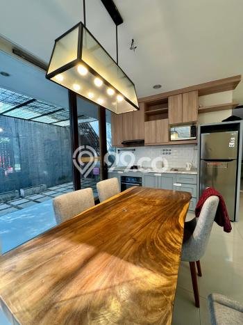 Rumah Kontrakan Jakarta Selatan LT 160m2 LB 220m2 Area Lebak Bulus Rumah Kontrakan Jakarta Selatan LT 160m2 LB 220m2 Area Lebak Bulus