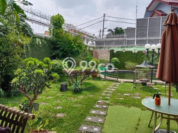 Siap Huni Rumah Mewah 6 Kamar di Tebet Dekat ke Mana Saja Siap Huni Rumah Mewah 6 Kamar di Tebet Dekat ke Mana Saja