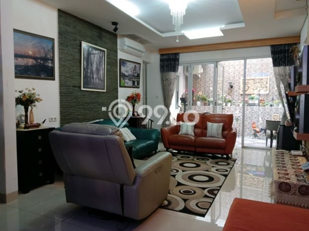 Rumah Elit Modern Siap Huni di Pondok Labu Jakarta Selatan Rumah Elit Modern Siap Huni di Pondok Labu Jakarta Selatan