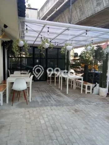 Unit Komersial Dijual di Jakarta Selatan LT 233m2 & LB 100m2 Unit Komersial Dijual di Jakarta Selatan LT 233m2 & LB 100m2