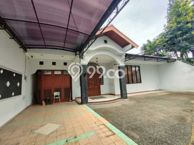 For Sale! Premium House LT 453m2 Desain Elegan di Kemanggisan For Sale! Premium House LT 453m2 Desain Elegan di Kemanggisan