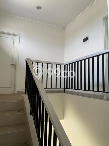 For Sale Rumah 4 Kamar Lokasi Strategis Nyaman dan Strategis di Tangerang For Sale Rumah 4 Kamar Lokasi Strategis Nyaman dan Strategis di Tangerang