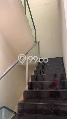 Rumah Luxury Modern Siap Huni di Pantai Indah Kapuk Jakarta Utara Rumah Luxury Modern Siap Huni di Pantai Indah Kapuk Jakarta Utara