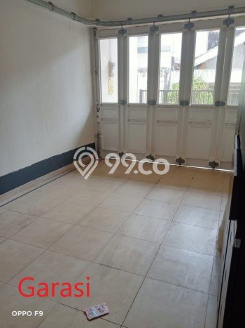 Dijual Rumah Luas Elegan Dengan View Eksklusif di Tanjung Duren, Jakarta Barat Dijual Rumah Luas Elegan Dengan View Eksklusif di Tanjung Duren, Jakarta Barat