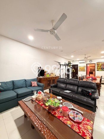 Rumah Elit LB 450m2 Siap Pakai Desain Elegan di Pondok Indah, Jakarta Selatan Rumah Elit LB 450m2 Siap Pakai Desain Elegan di Pondok Indah, Jakarta Selatan